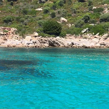 Casa Souad, A Cheerful And Charming View 2 Bedroom House And Free Parking Dom wakacyjny Porto San Paolo (Sardinia)