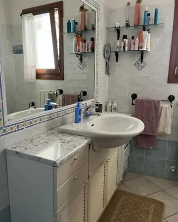 Casa Souad, A Cheerful And Charming View 2 Bedroom House And Free Parking Dom wakacyjny