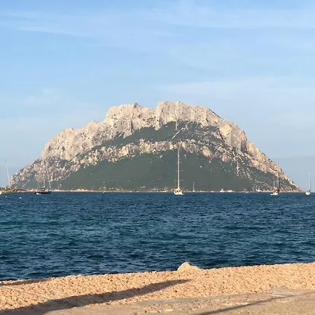 Casa Souad, A Cheerful And Charming View 2 Bedroom House And Free Parking Porto San Paolo (Sardinia)
